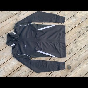 Women’s Nike windbreaker
